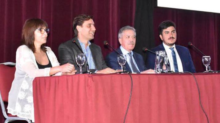 Jornadas sobre problemtica de sobrepoblación de fauna urbana