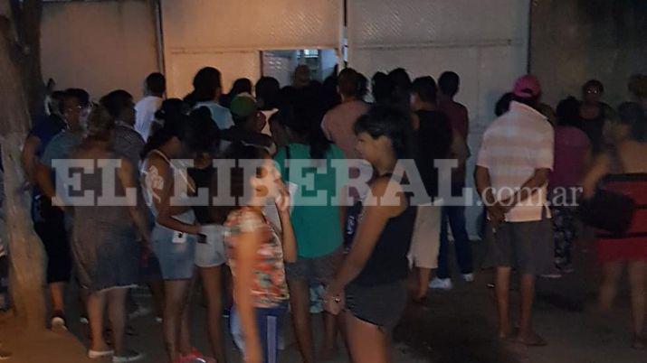 Controlan disturbios provocados por 50 reclusos en la Departamental de Friacuteas