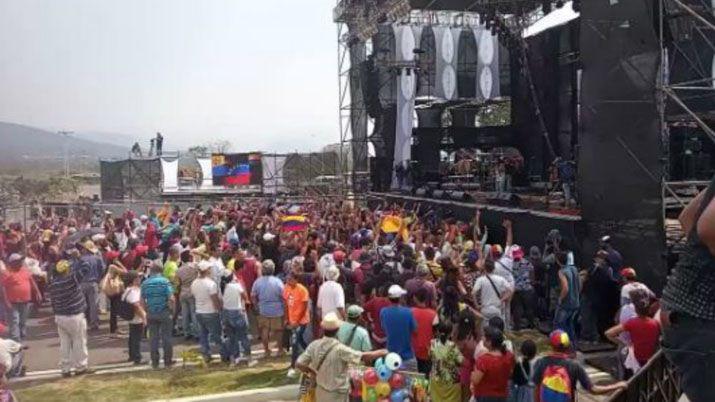 El chavismo realizoacute tambieacuten su concierto para contrarrestar al de la oposicioacuten