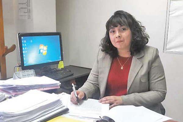 Le roboacute el celular a una menor cuando ella iba a trabajar y la violoacute en la calle 