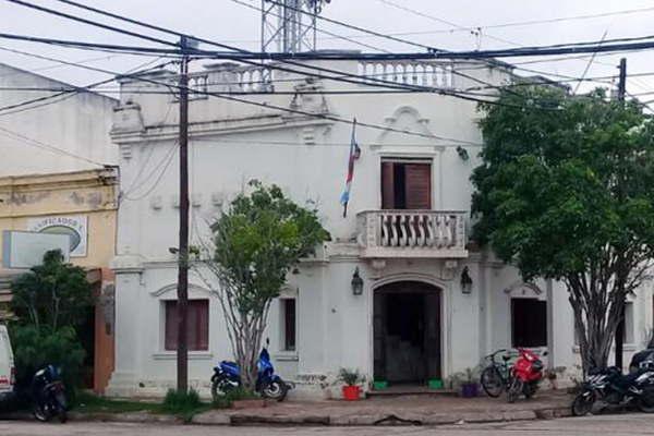 Enamorados convierten en albergue hot la planta potabilizadora de Antildeatuya