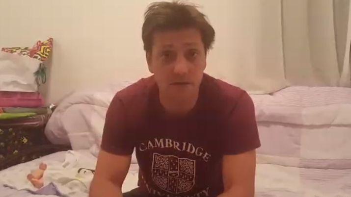 VIDEO Fuerte mensaje del padre de la nena restituida a meacutedica local