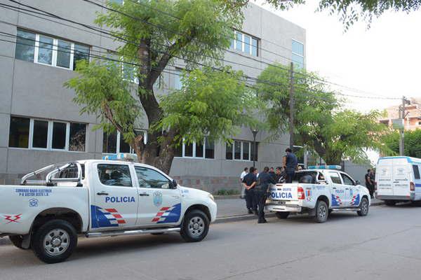 Empleada infiel sustrajo maacutes de 12 mil de la cuenta de su jefa