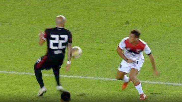 VIDEO  Mano de Pinola en el aacuterea- iquestfue penal