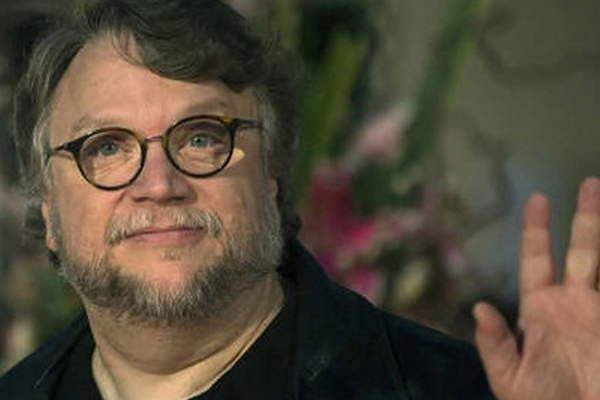 Del Toro escribiraacute y dirigiraacute el filme Zanbato 