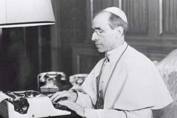El Vaticano abre los archivos secretos del pontificado de Piacuteo XII
