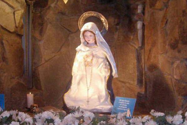 El 12 de abril proacuteximo se realizaraacute un viaje a la Virgen de los Tres Cerritos en Salta