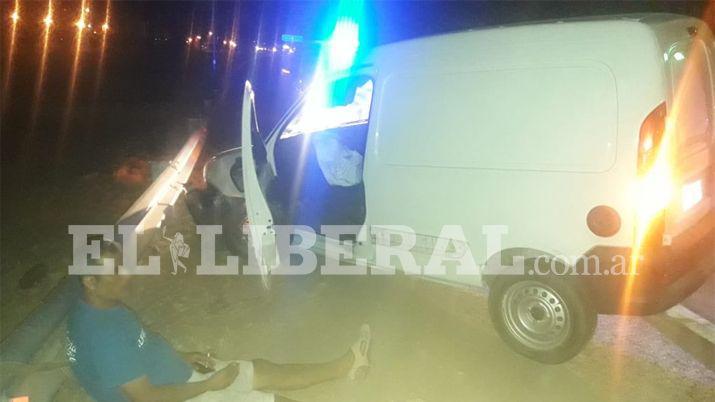 Conductor ebrio se estrelloacute en una rotonda y una menor resultoacute herida