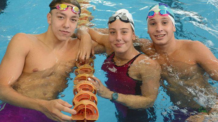 IMAacuteGENES  Arrancoacute con todo el Campeonato Repuacuteblica de Cadetes y Juveniles de natacioacuten