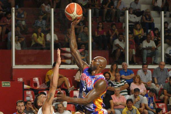 Un triunfo aplastante en el Ciudad 