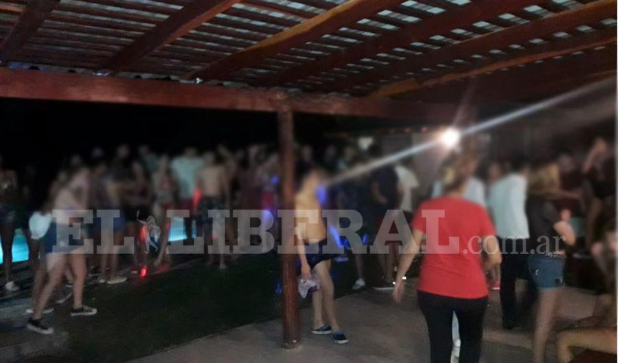 Desalojan una fiesta privada con menores en su Uacuteltimo primer diacutea