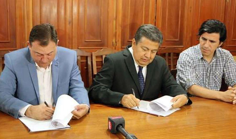 Se firmoacute convenio entre la UNSE y la municipalidad de Loreto