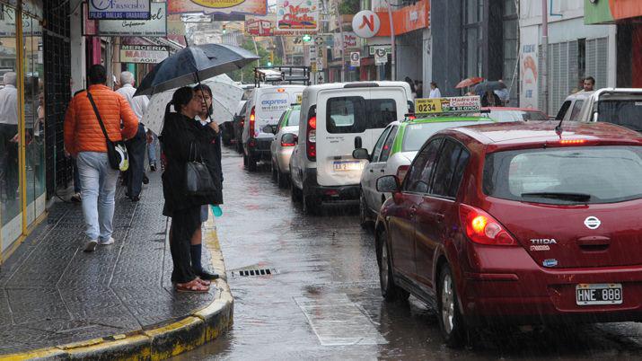 Renuevan alerta por tormentas intensas para Santiago