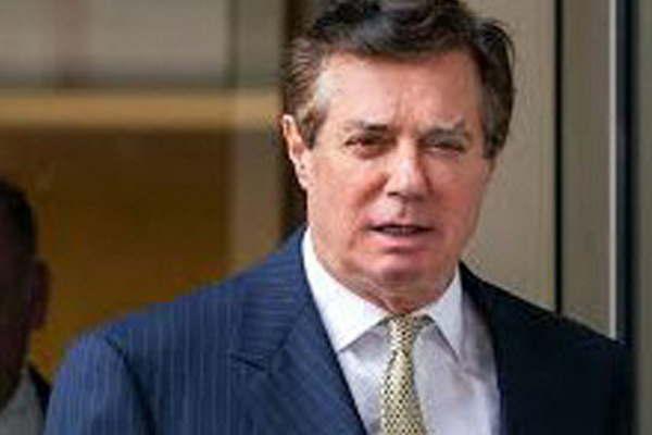 Condenan a prisioacuten al ex jefe de campantildea de Donald Trump