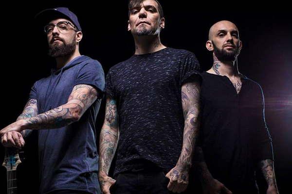 El triacuteo Carajo lanzaraacute su nuevo disco Basado En Hechos Reales