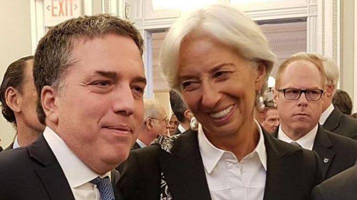 Dujovne se reunioacute con el FMI antes del desembolso de US 10700 millones