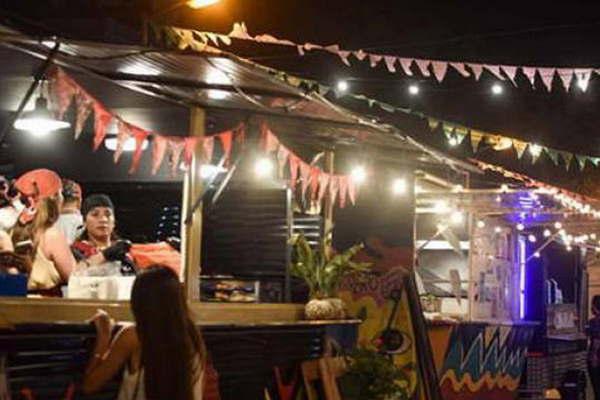 Fin de semana a puro Food Truck en la plaza Belgrano