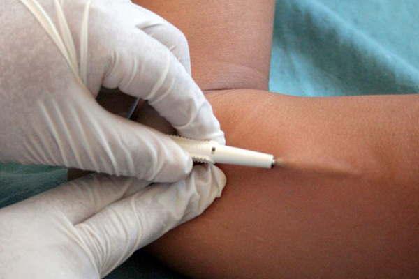 En la provincia se coloca en forma gratuita el implante subdeacutermico anticonceptivo a las adolescentes 