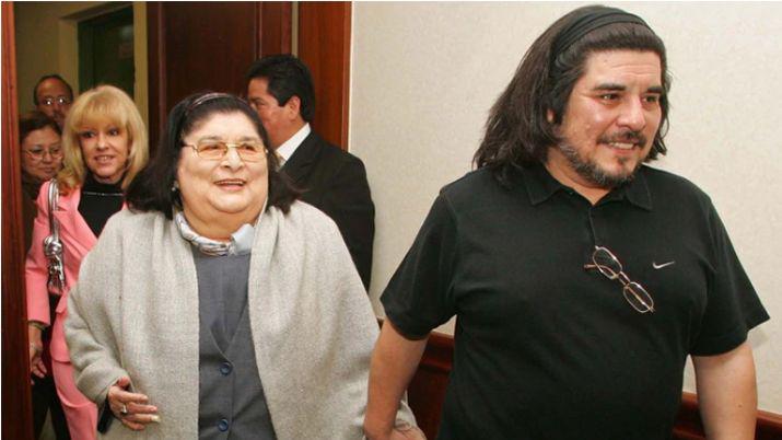 Dolor por la muerte de Fabiaacuten Matus hijo de Mercedes Sosa