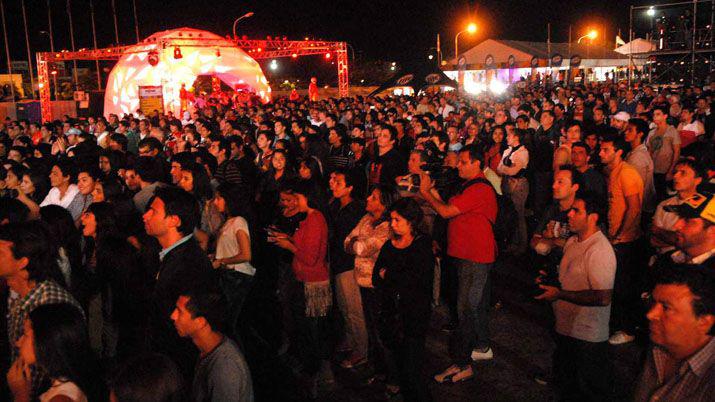 Imponente espectaacuteculo de rock en el fin de semana del MotoGP