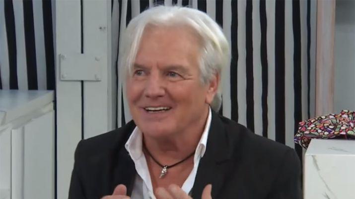 En el diacutea de su cumpleantildeos Sergio Denis consolida su mejoriacutea