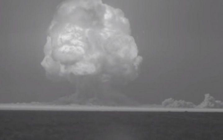 Miraacute la primera explosioacuten de la bomba atoacutemica en HD