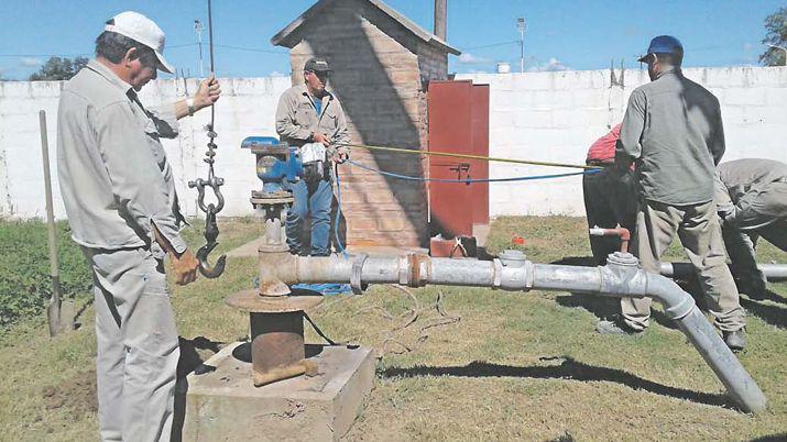 Ejecutan obra para mejorar la provisioacuten de agua en San Ramoacuten