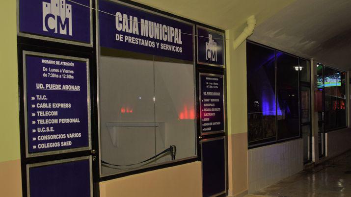 Comenzoacute a funcionar una minisucursal de la Caja Municipal en el primer piso del Mercado Armoniacutea