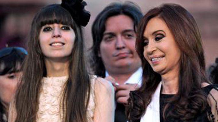 Por pedido de su hija CFK publicoacute la historia cliacutenica de Florencia