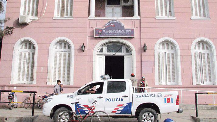 Golpes escupitajos y hasta amenazas de muerte en una mantildeana traumaacutetica en la Fiscaliacutea de Friacuteas