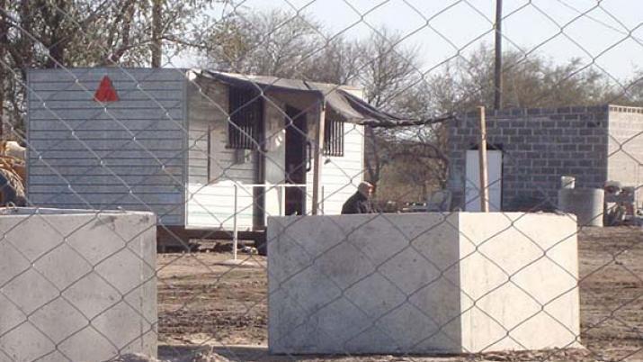 Muere el duentildeo de un campo aplastado por una casilla rodante cuando la estaba reparando