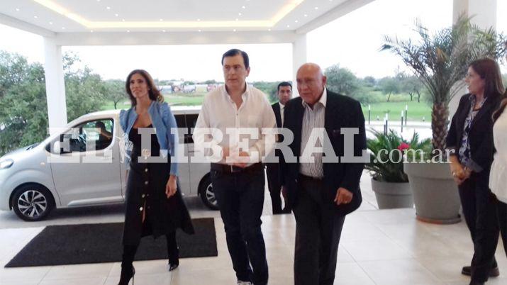 Arribo al predio del Termas de Río Hondo Golf Club del gobernador de la Provincia Dr Gerardo Zamora y su esposa Dra Claudia de Zamora actual diputada nacional