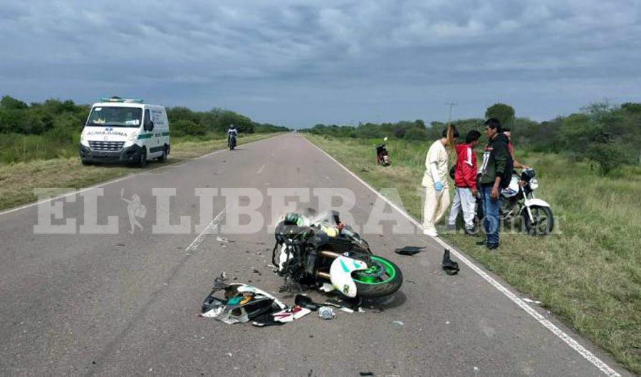 Motociclista brasilentildeo colisionoacute con un caballo en Riacuteo Hondo