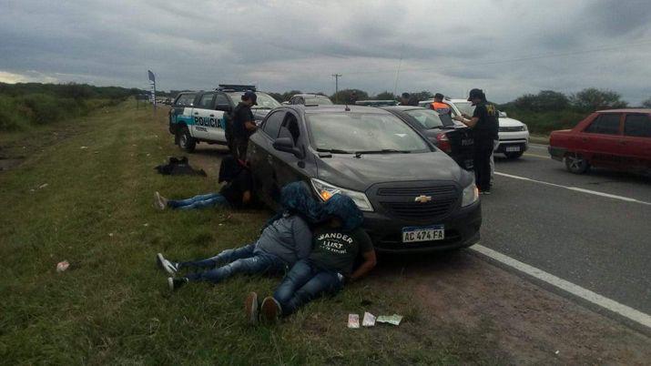 Un empresario tucumano seriacutea el liacuteder de la banda que traiacutea cocaiacutena a Santiago