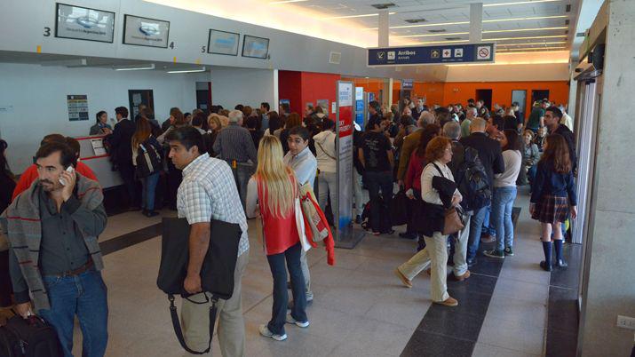 Santiago entre los cuatro aeropuertos que maacutes crecioacute en vuelos de cabotaje