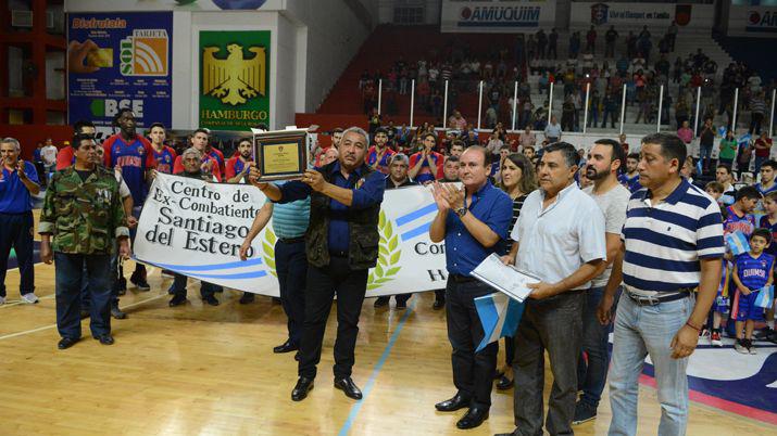 Los heacuteroes de Malvinas y un merecido homenaje