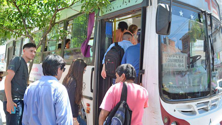 Empresarios exponen cuadro criacutetico del transporte puacuteblico y que peligra su continuidad
