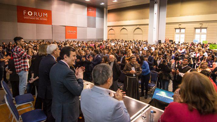 Zamora estuvo en el lanzamiento de la 30ordf Campantildea de Abordaje Integral de Adicciones