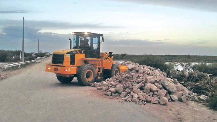 Continuaraacuten con la reparacioacuten del puente del riacuteo Saladillo del Rosario