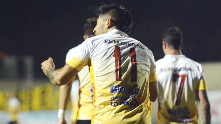 ldquoDios quiera que sea una fiesta por lo que representa para el fuacutetbol santiaguentildeordquo