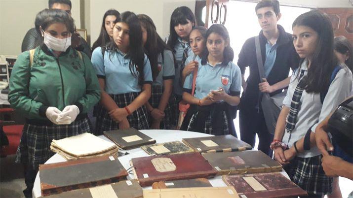 Estudiantes visitaron el Museo del Santuario de Loretano