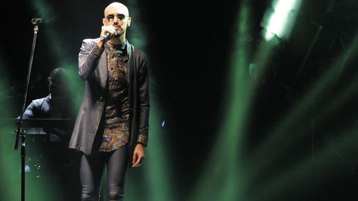 EL LIBERAL te lleva a disfrutar del recital de Abel Pintos