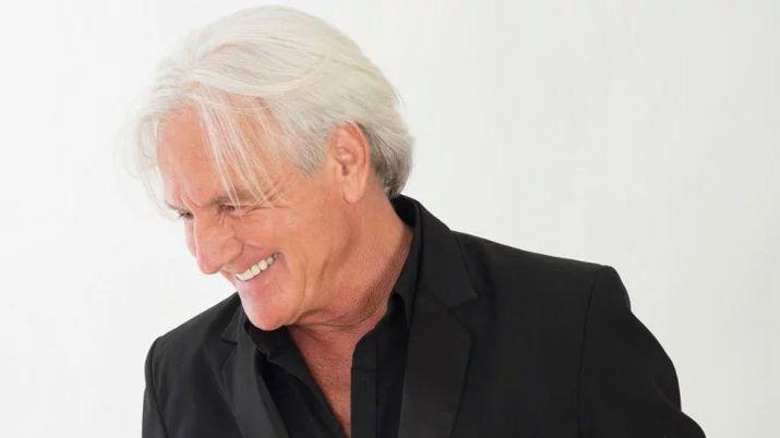 Sergio Denis ya estaacute internado en Buenos Aires