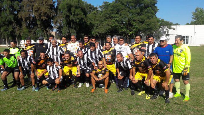 El claacutesico de las glorias fue 2 a 2 y con alegriacutea