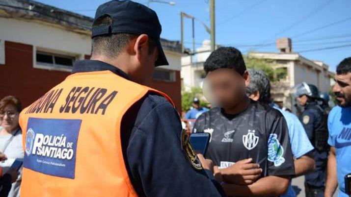 Tribuna Segura- Policía detuvo a sujeto con pedido de captura internacional