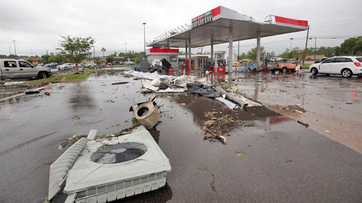 Al menos tres muertos en Texas y Mississippi por decena de tornados