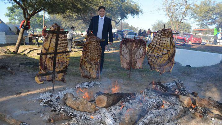 VIDEO  Sumampa tendraacute el quinto Concurso Nacional de Asado y Locro