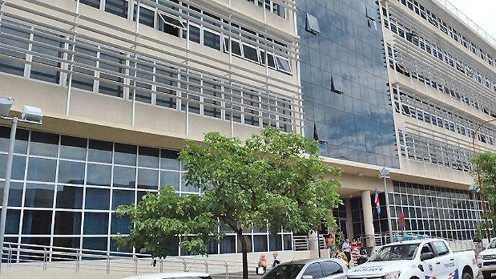 Jardinero abusoacute sexualmente de su hija durante una deacutecada