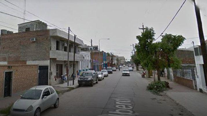 Entró a un hotel alojamiento y le robaron 120000 de la camioneta 