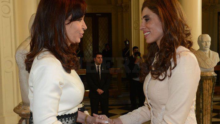 Claudia de Zamora mostroacute su acompantildeamiento a CFK